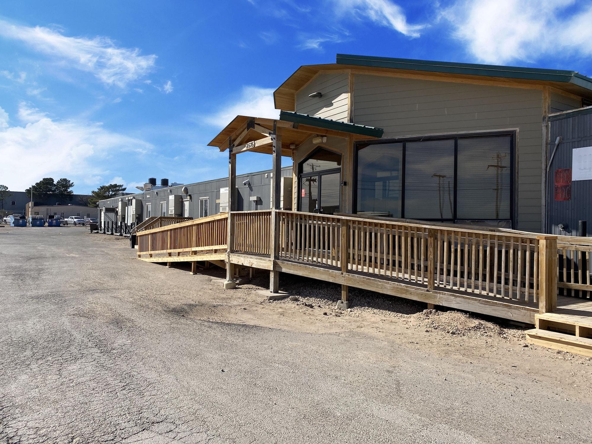 Varios Target Hospitality-Odessa East Lodge