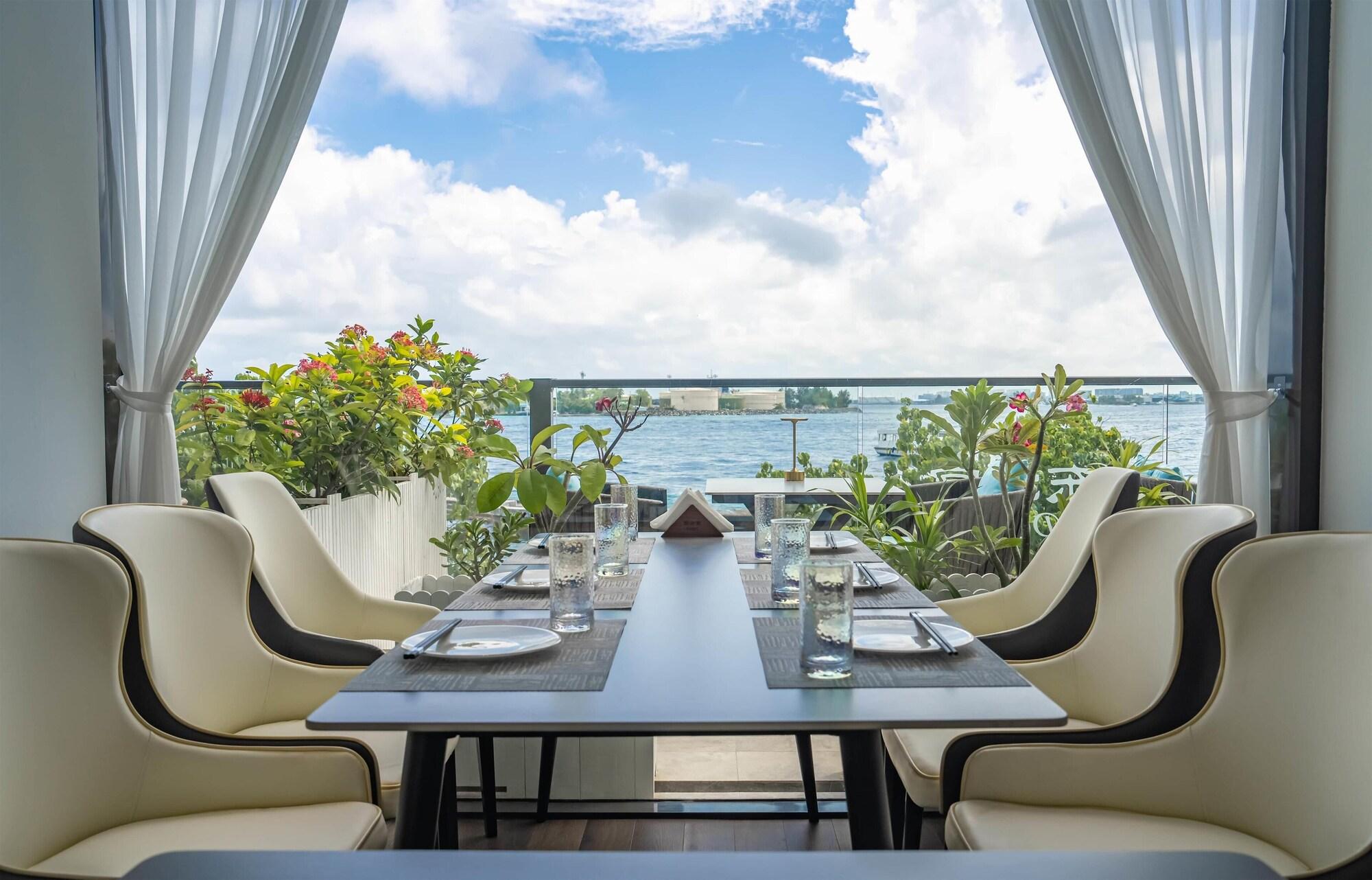 Restaurant Barcelo Nasandhura Male