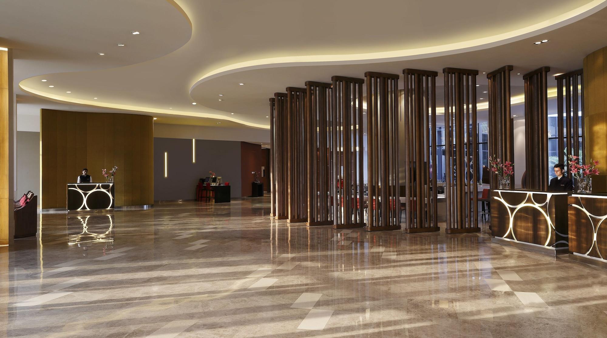 Vista Lobby Novotel New Delhi Aerocity Hotel