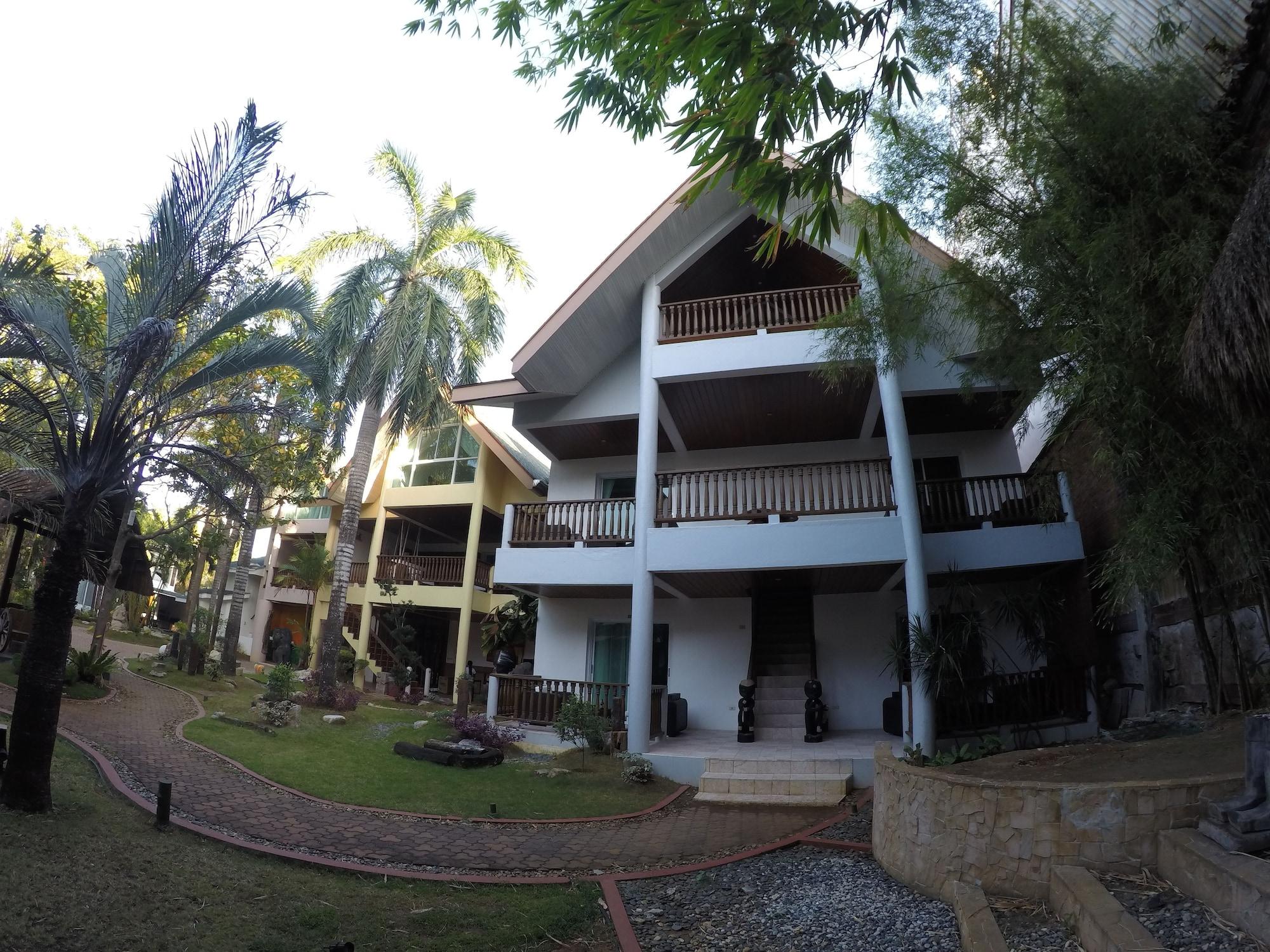 Vista Exterior Pinjalo Resort Villas - Jade Hill Project Property Development