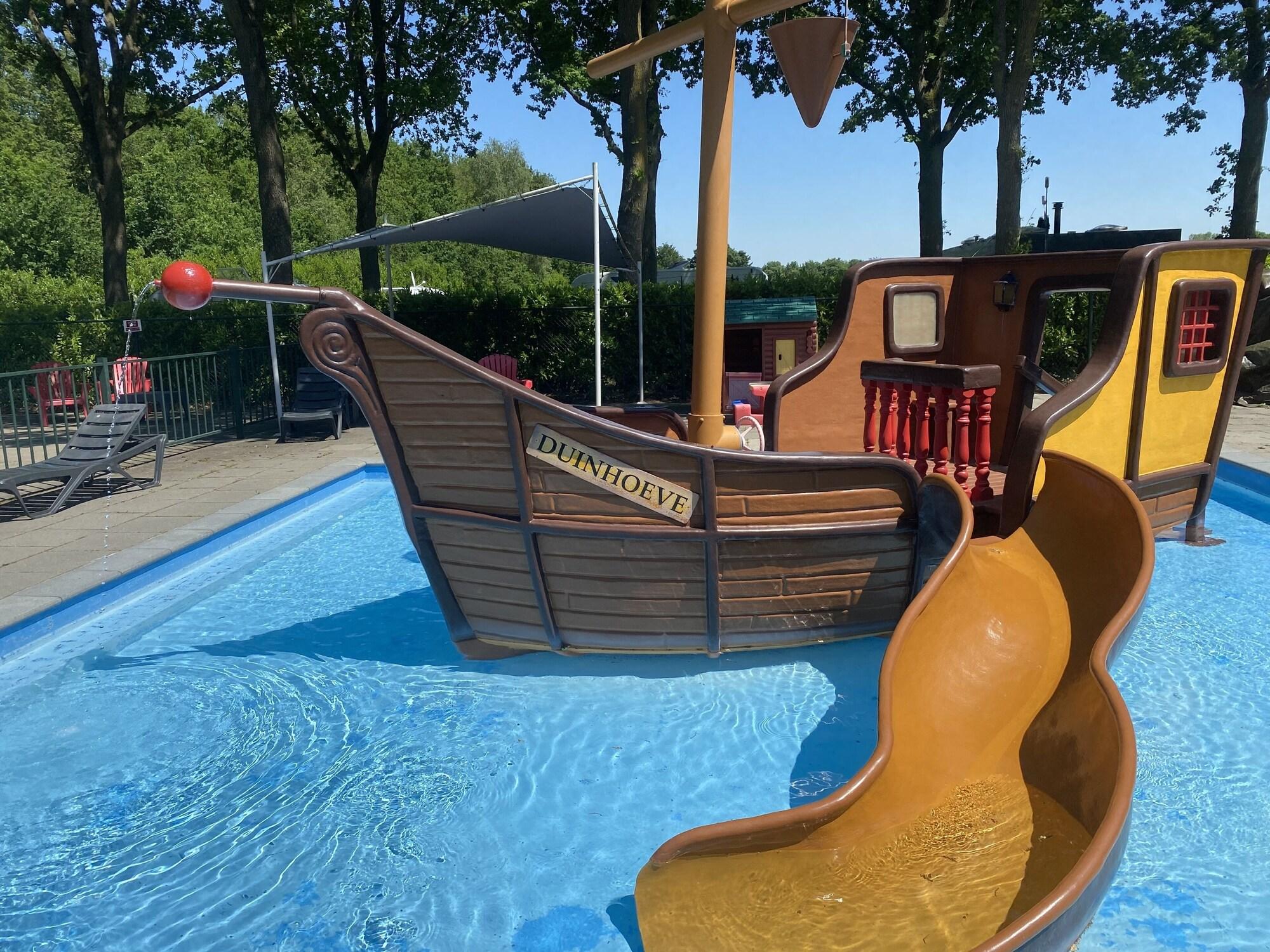 Vista Piscina Holidaypark Duinhoeve