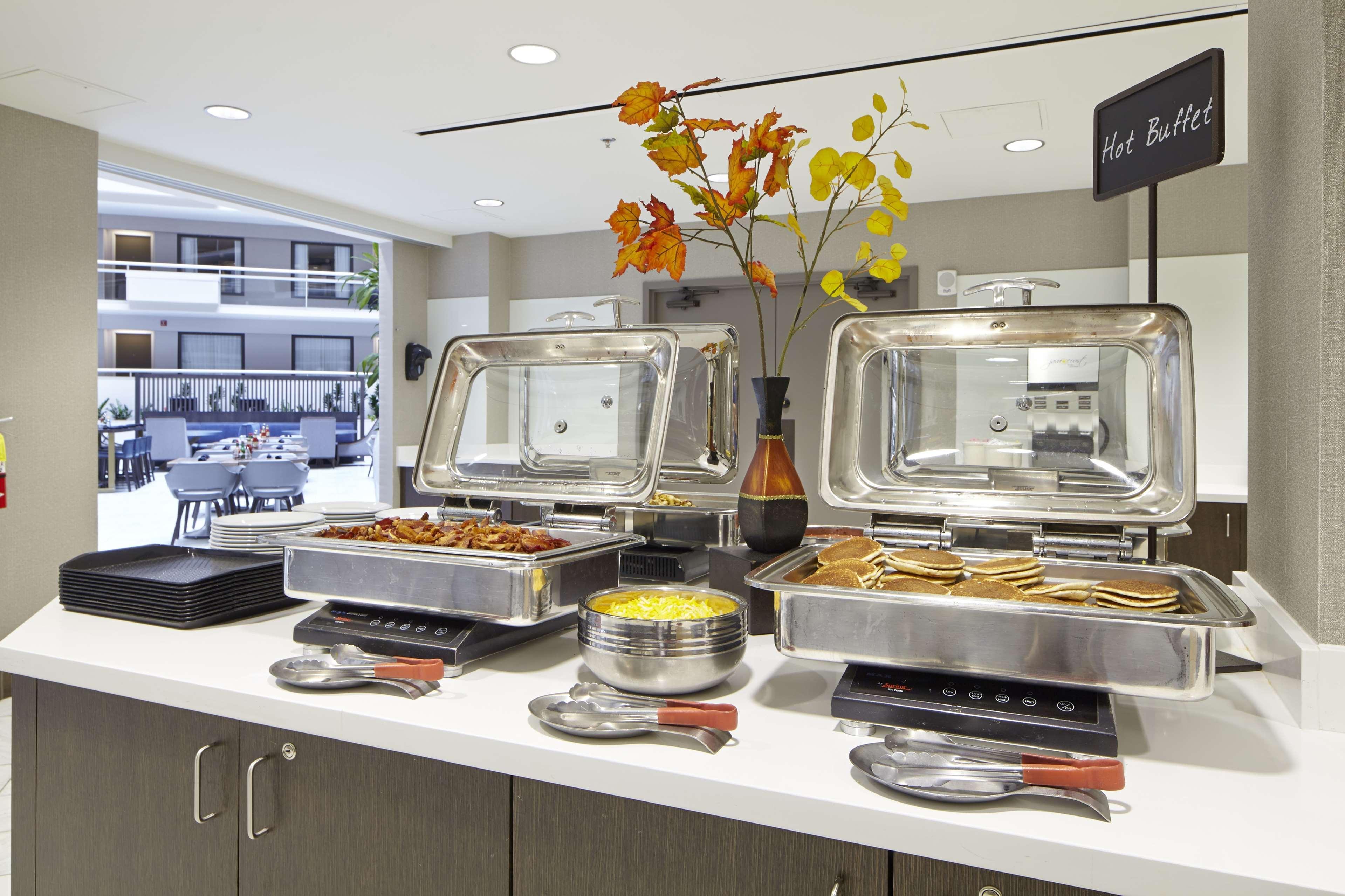 Restaurant Embassy Suites by Hilton Atlanta Galleria