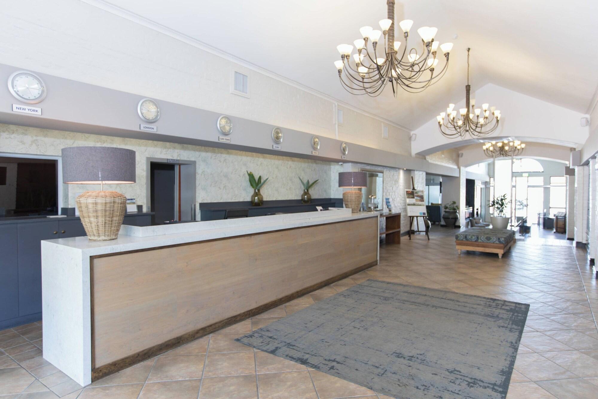 Vista Lobby Protea Hotel by Marriott Stellenbosch