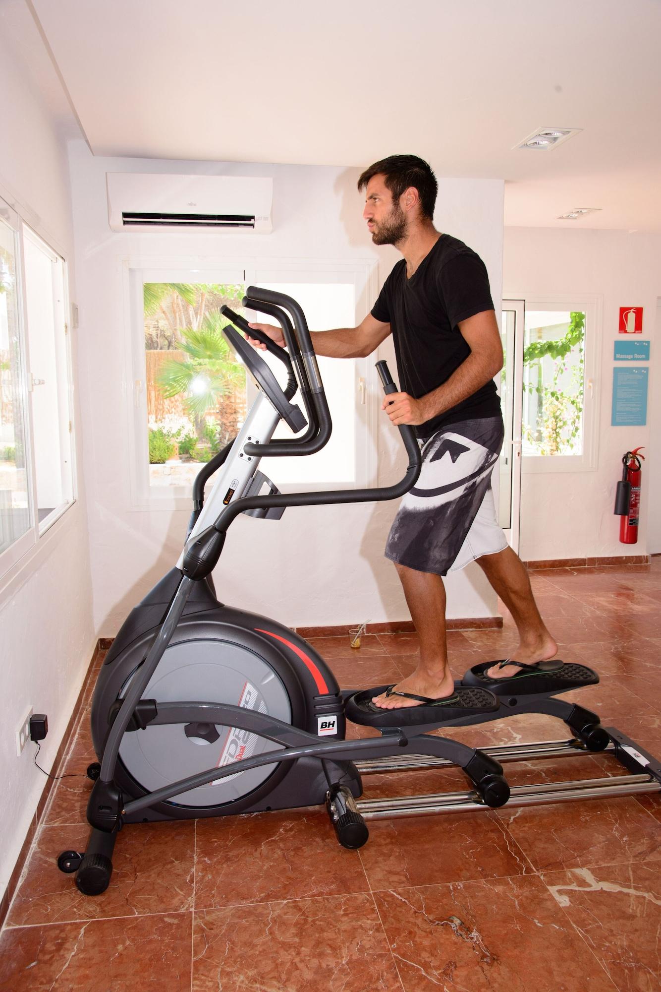 Gimnasio Cala Llenya Resort Ibiza - Hotel