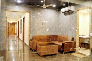 Alojamiento - Hotel Tulsi Grand Inn