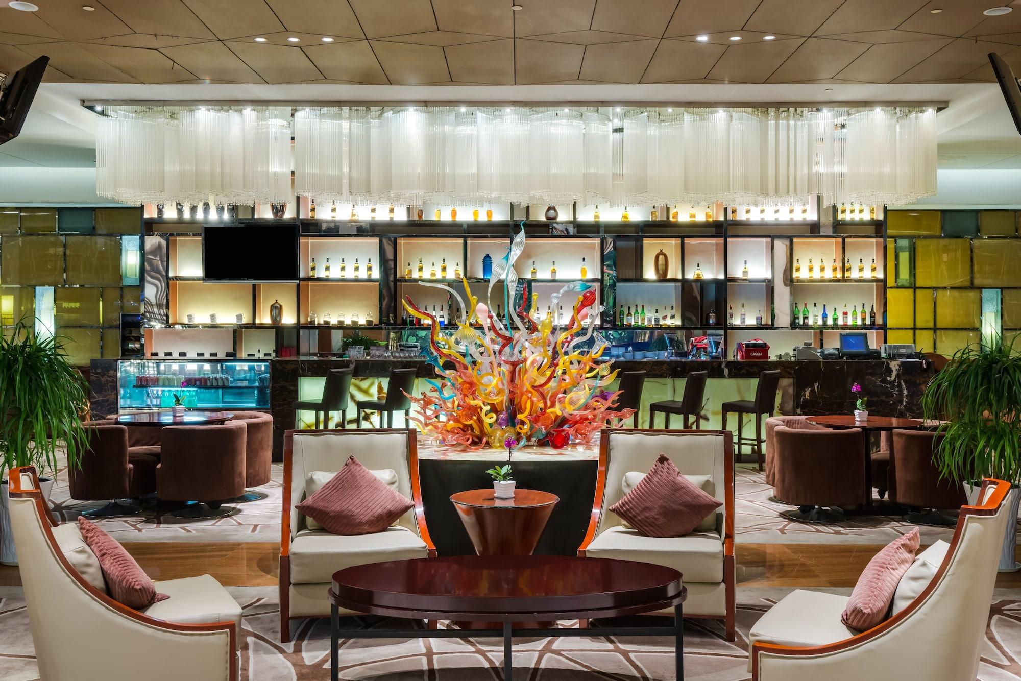 Vista Lobby Crowne Plaza Xiangyang by IHG