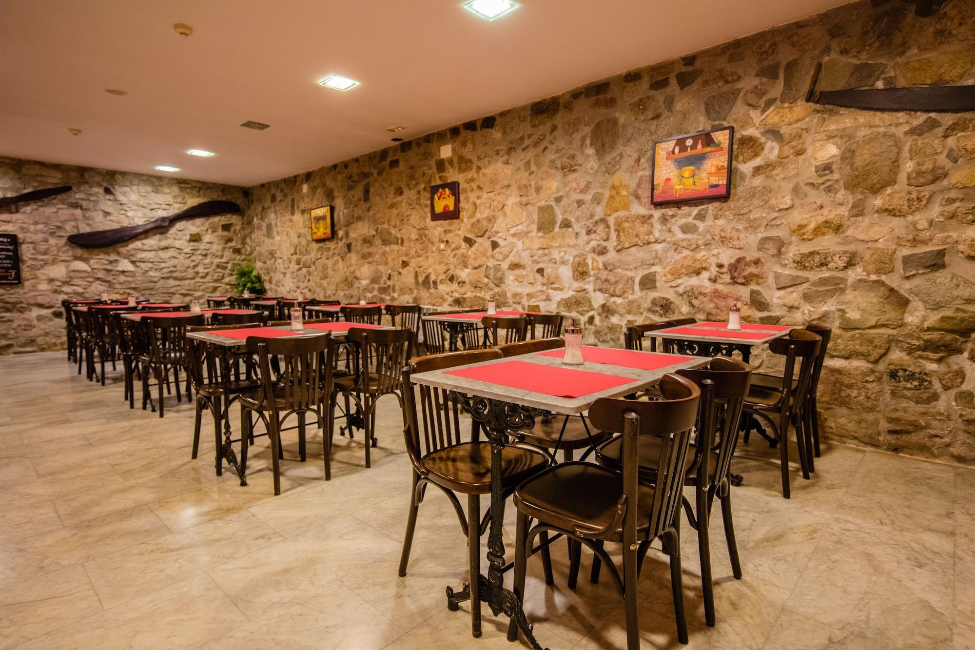 Restaurant Hotel Cantón
