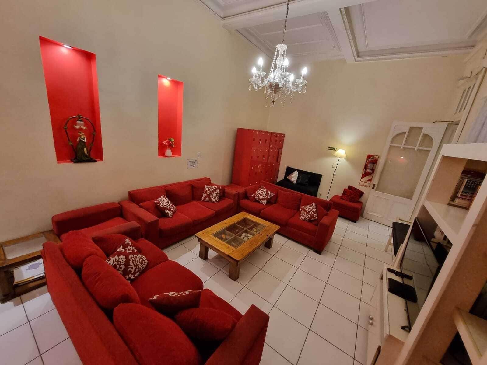 Varios Hostel Estoril