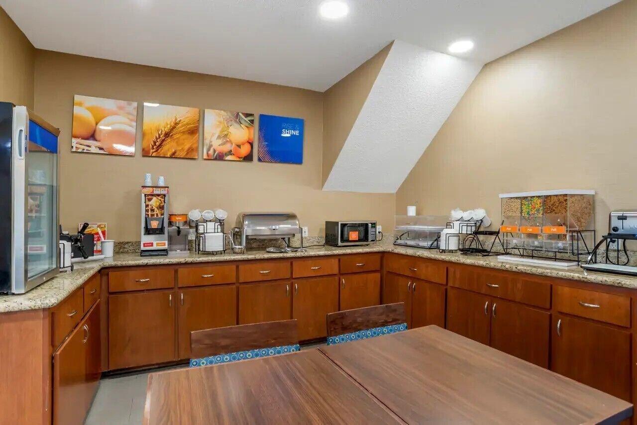 Restaurant Comfort Inn Greenville I-65