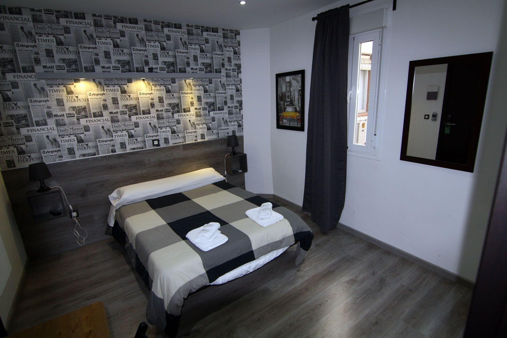 Varios Hostal MH Fuencarral