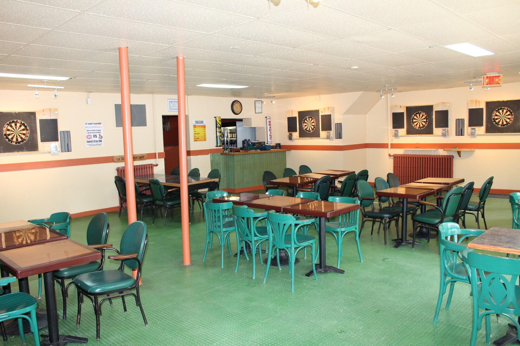 Bar/Salón Motel du Parc Secteur Hull