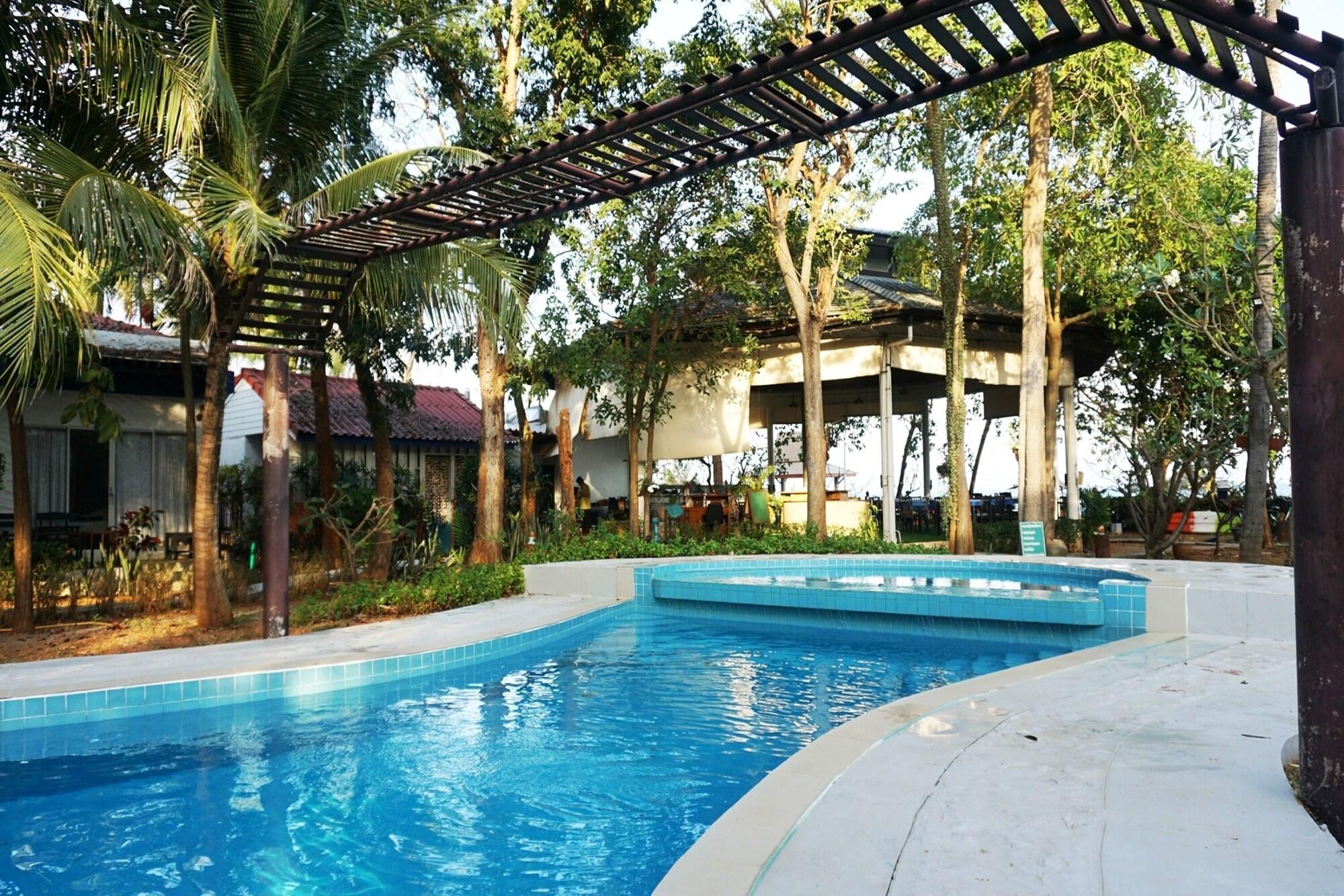 Varios Kalamona Seaview