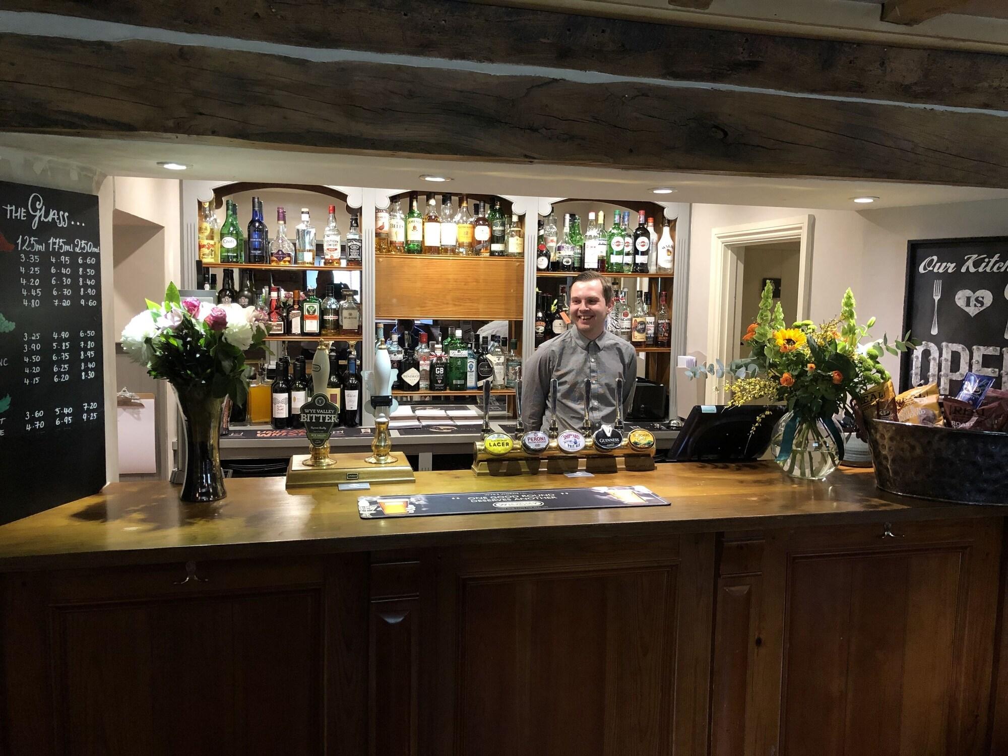 Bar/Salón Horse & Groom - Upper Oddington