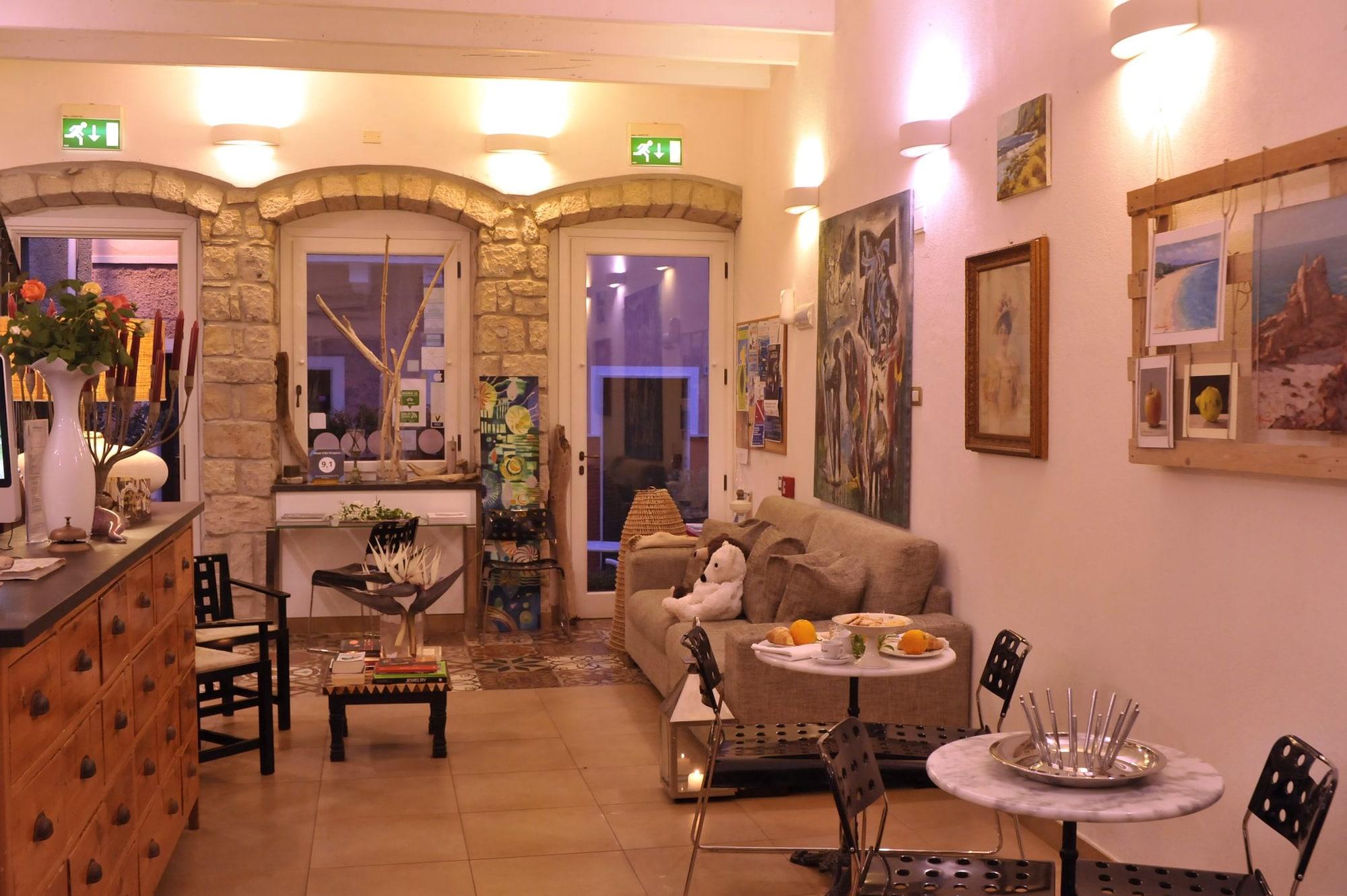 Varios Hotel Villa Pimpina