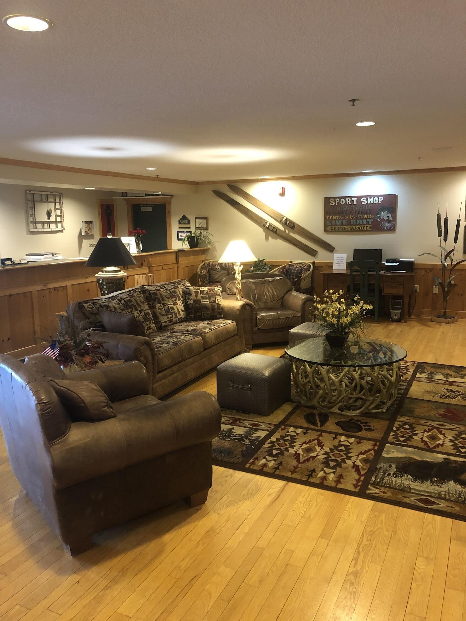 Vista Lobby Flat Creek Lodge