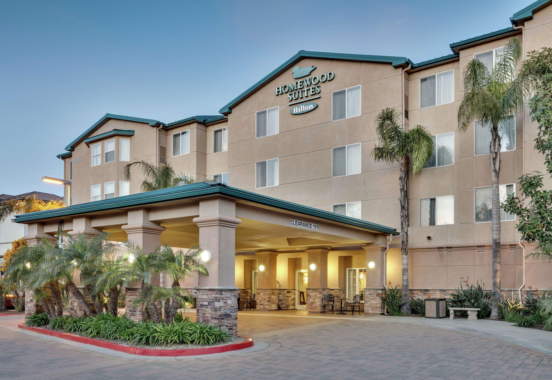 Vista Exterior Homewood Suites by Hilton San Diego-Del Mar