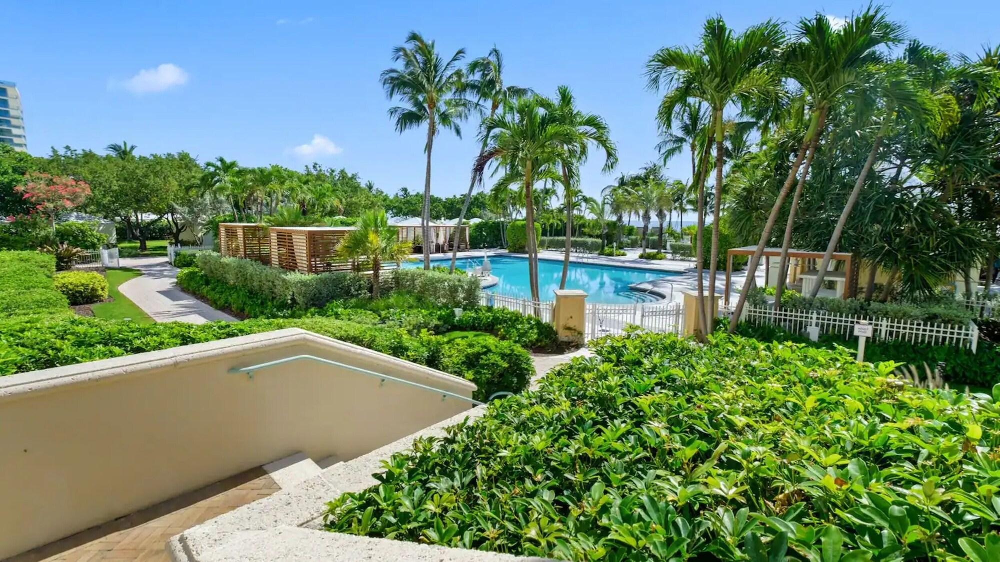 Vista Exterior Premier Condos Key Biscayne Getaway