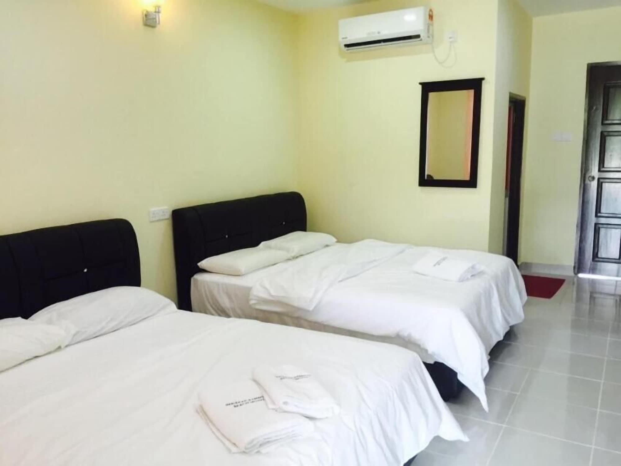Habitación Penarak Bamboo Beach Motel