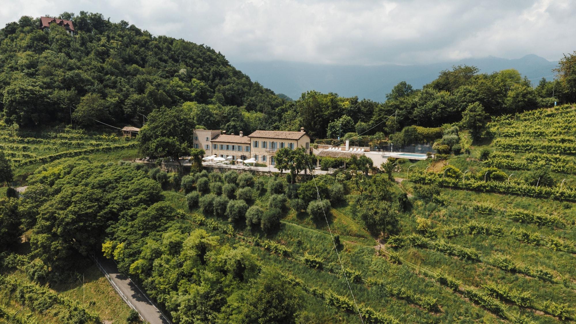 Varios Locanda La Candola