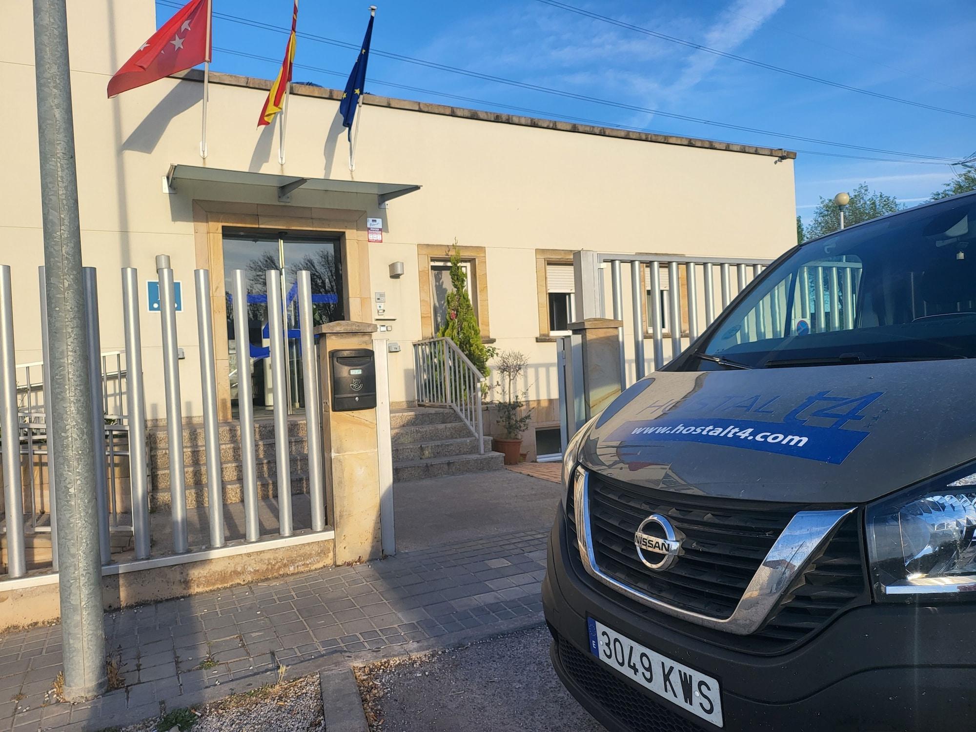 Vista Exterior Hostal T4