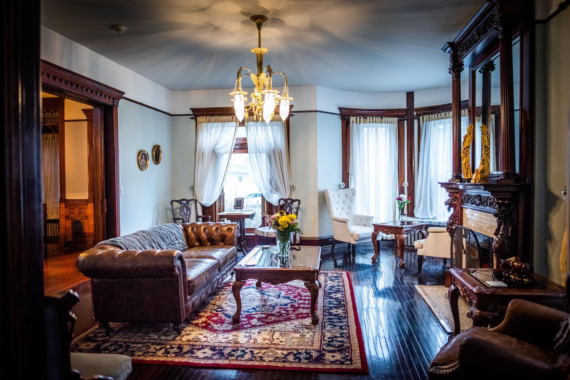 Vista Lobby The Gage Mansion B&B