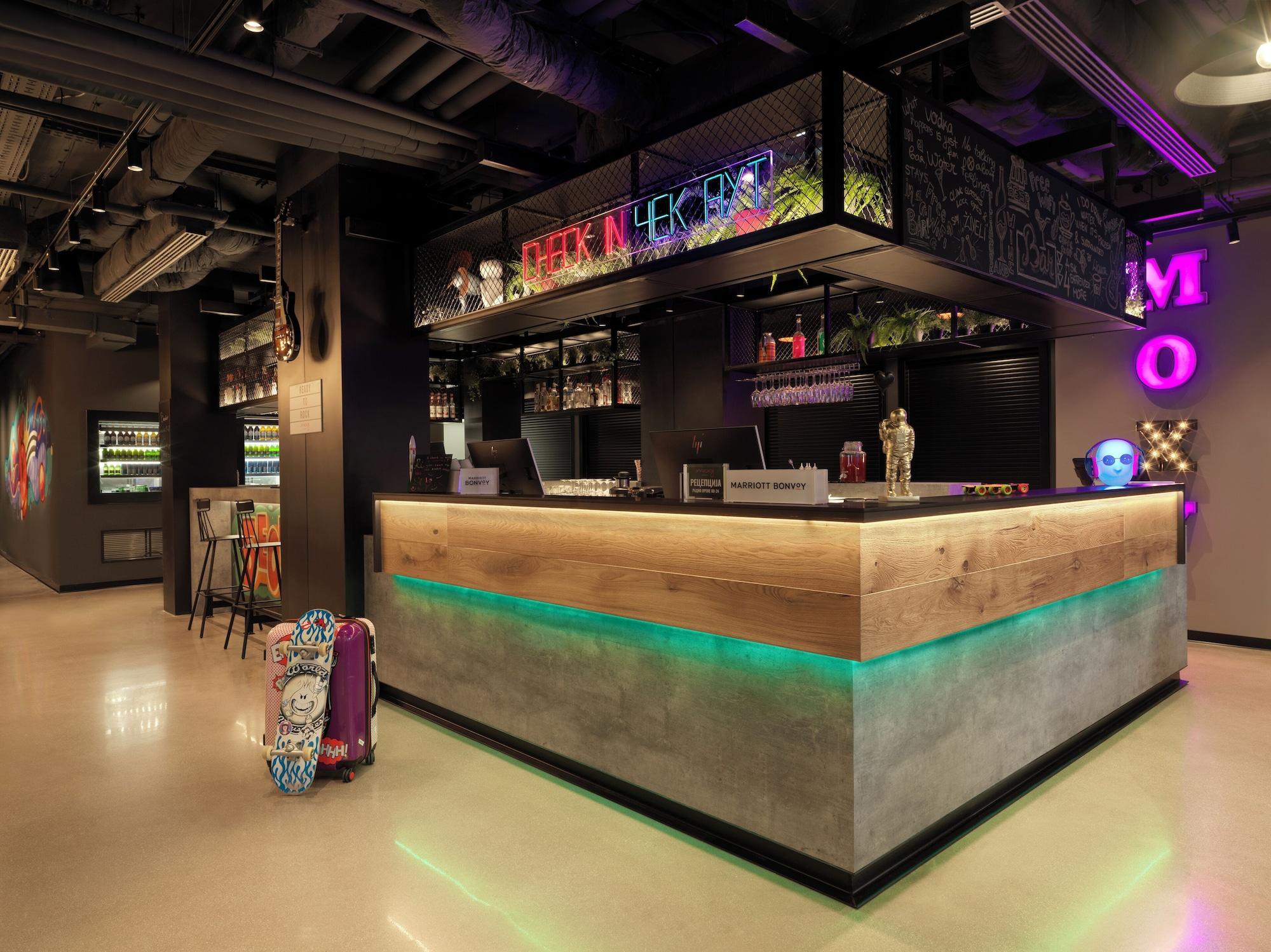 Vista Lobby Moxy Belgrade