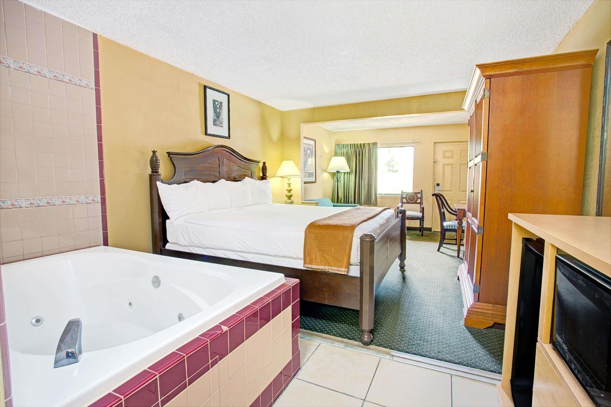 Hotel Travelodge Suites by Wyndham Kissimmee Orange