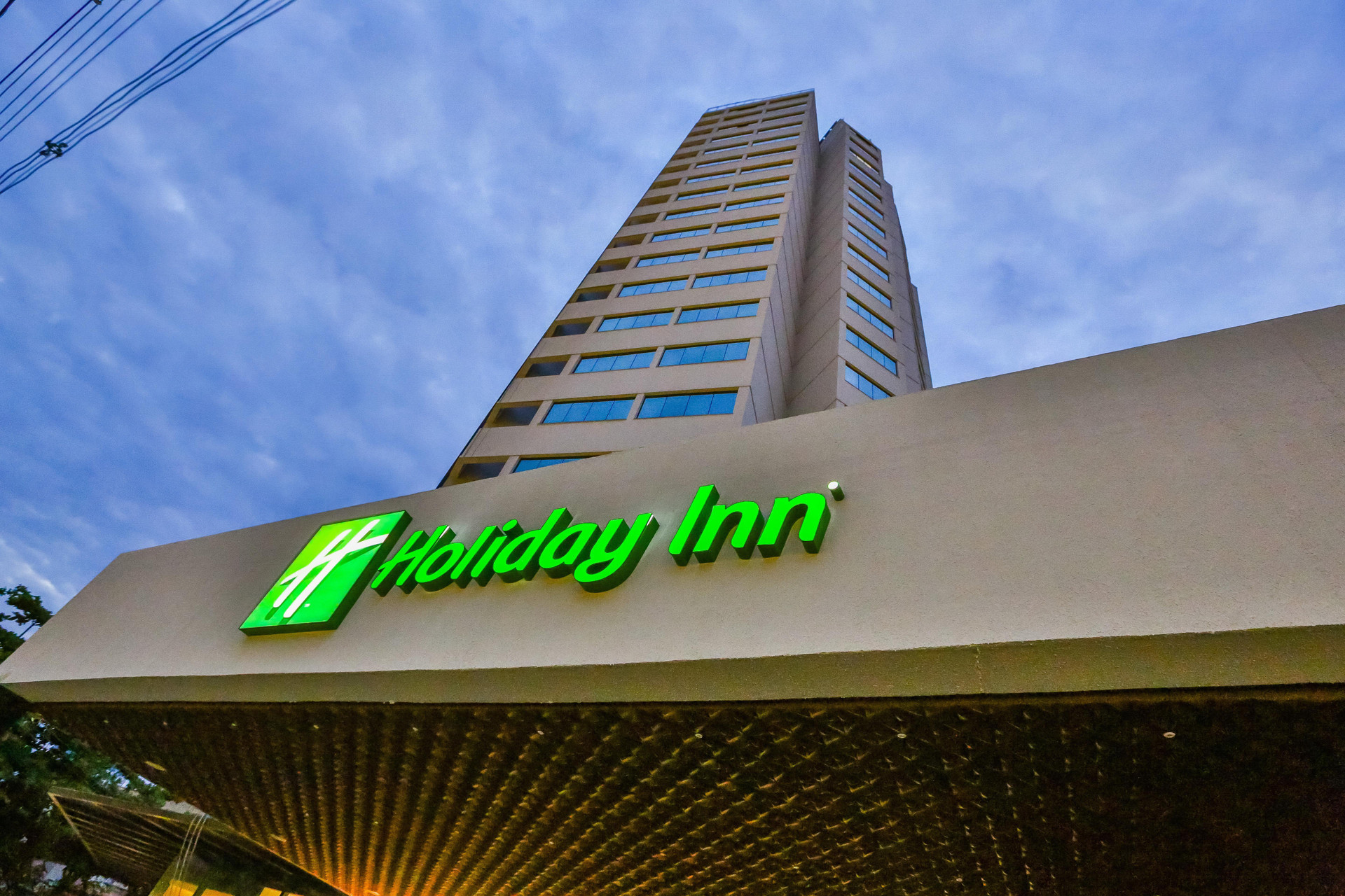 Vista Exterior Holiday Inn Goiania