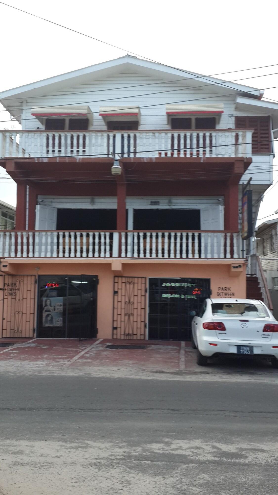 Vista Exterior Julian Guest House