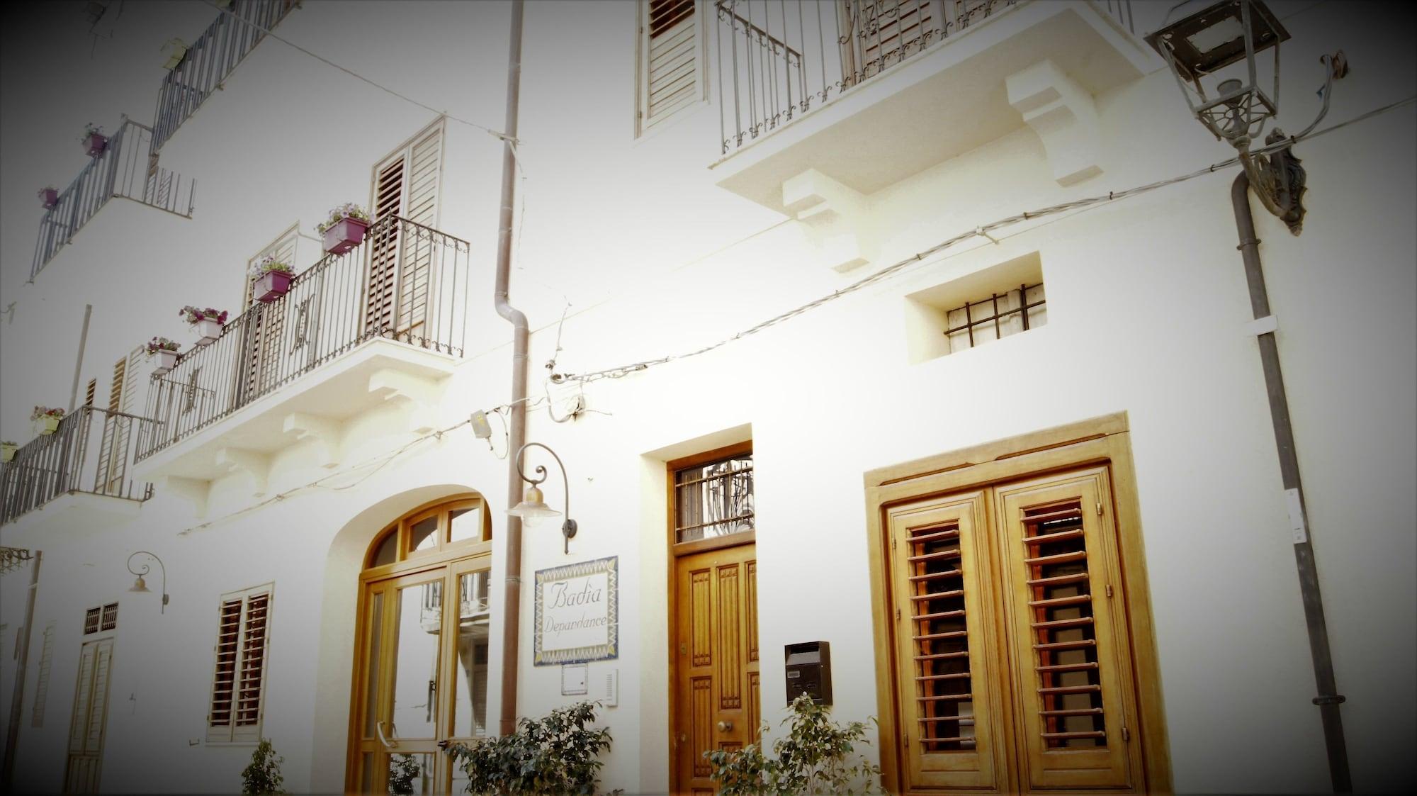 Vista Exterior Badia Rooms & Breakfast