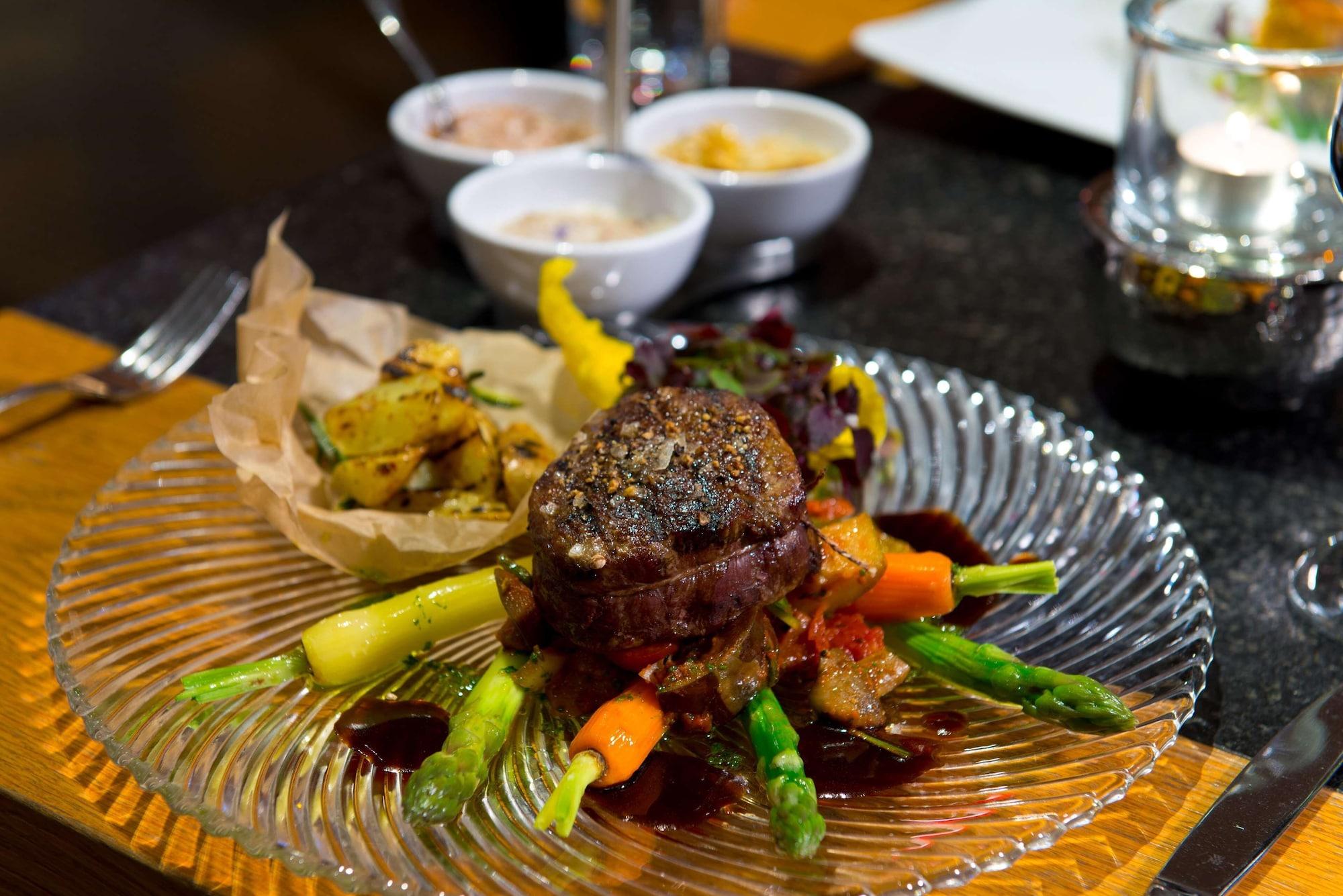 Restaurant The Q - Quadro City Hotel