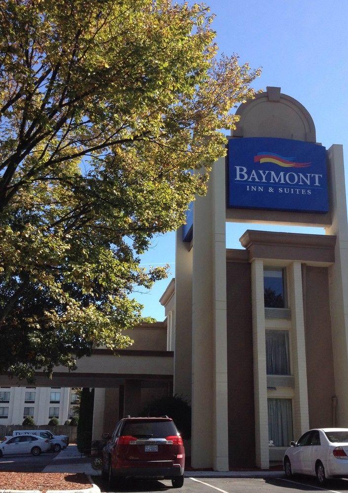 Vista Exterior Baymont by Wyndham Charlotte Airport North / I-85 North