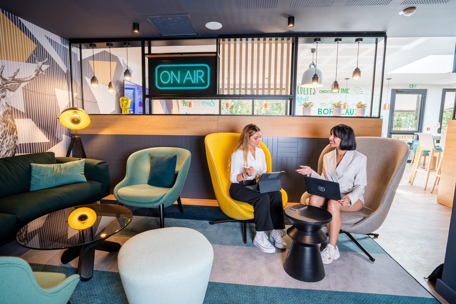 Vista Lobby Holiday Inn Bordeaux-Merignac by IHG