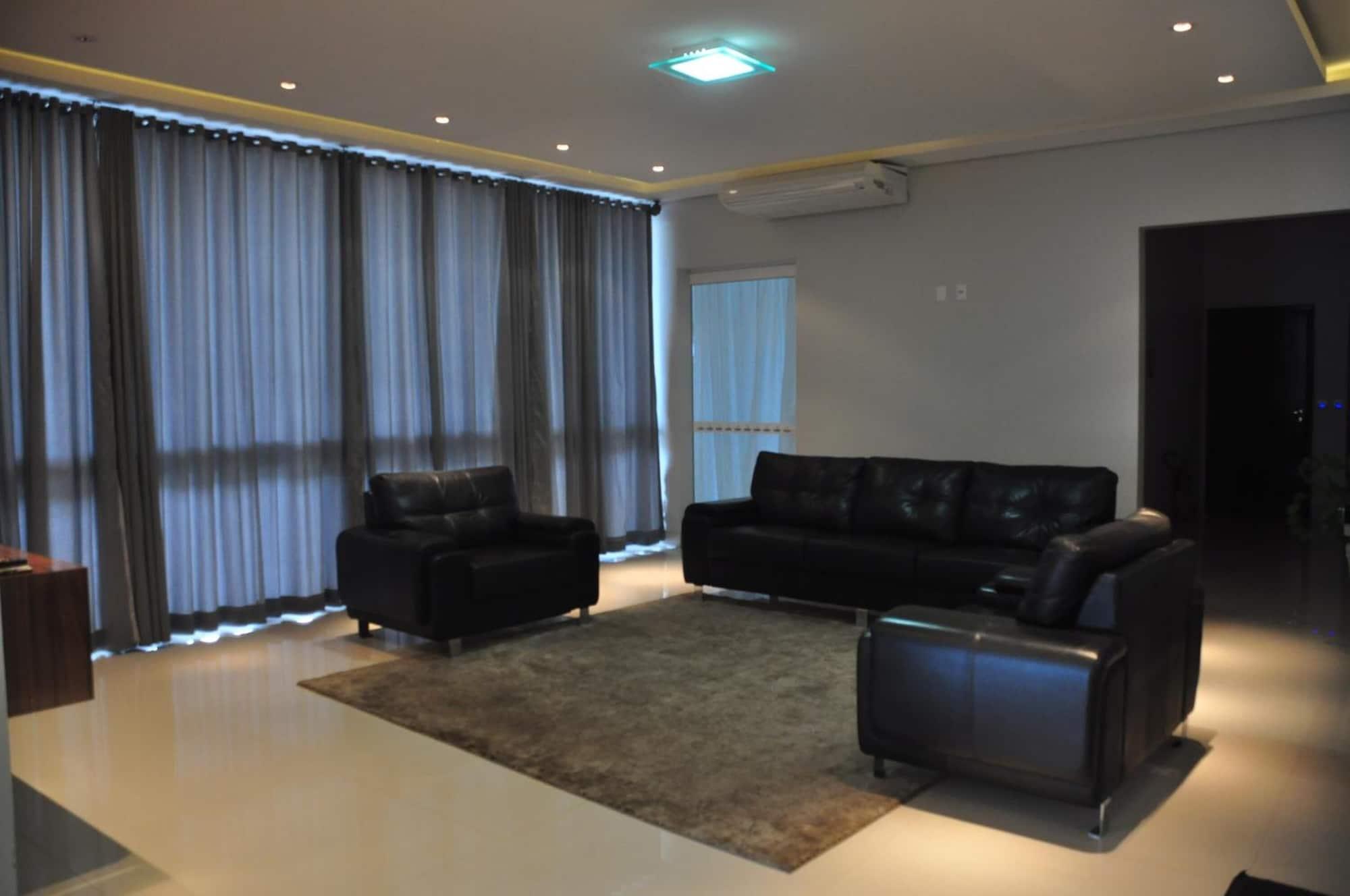 Equipamiento de Habitación Kamur Plaza Hotel