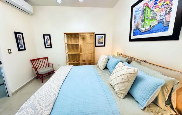 Historic 2-bedroom-2 bath apartment with AC, laundry, WiFi in Old San Juan