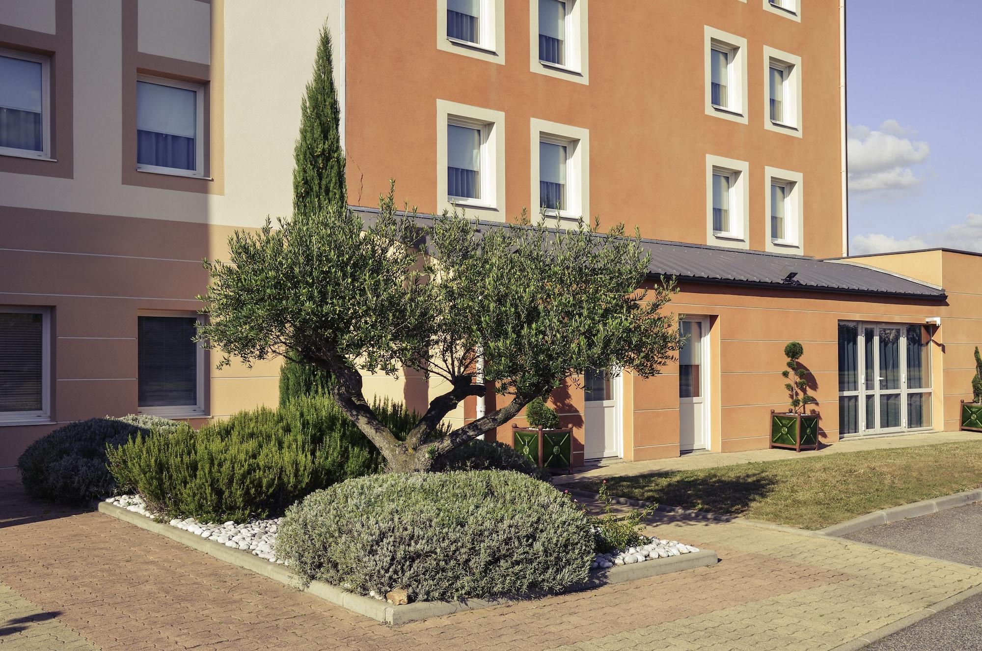 Vista Exterior Mercure Lyon Est Chaponnay
