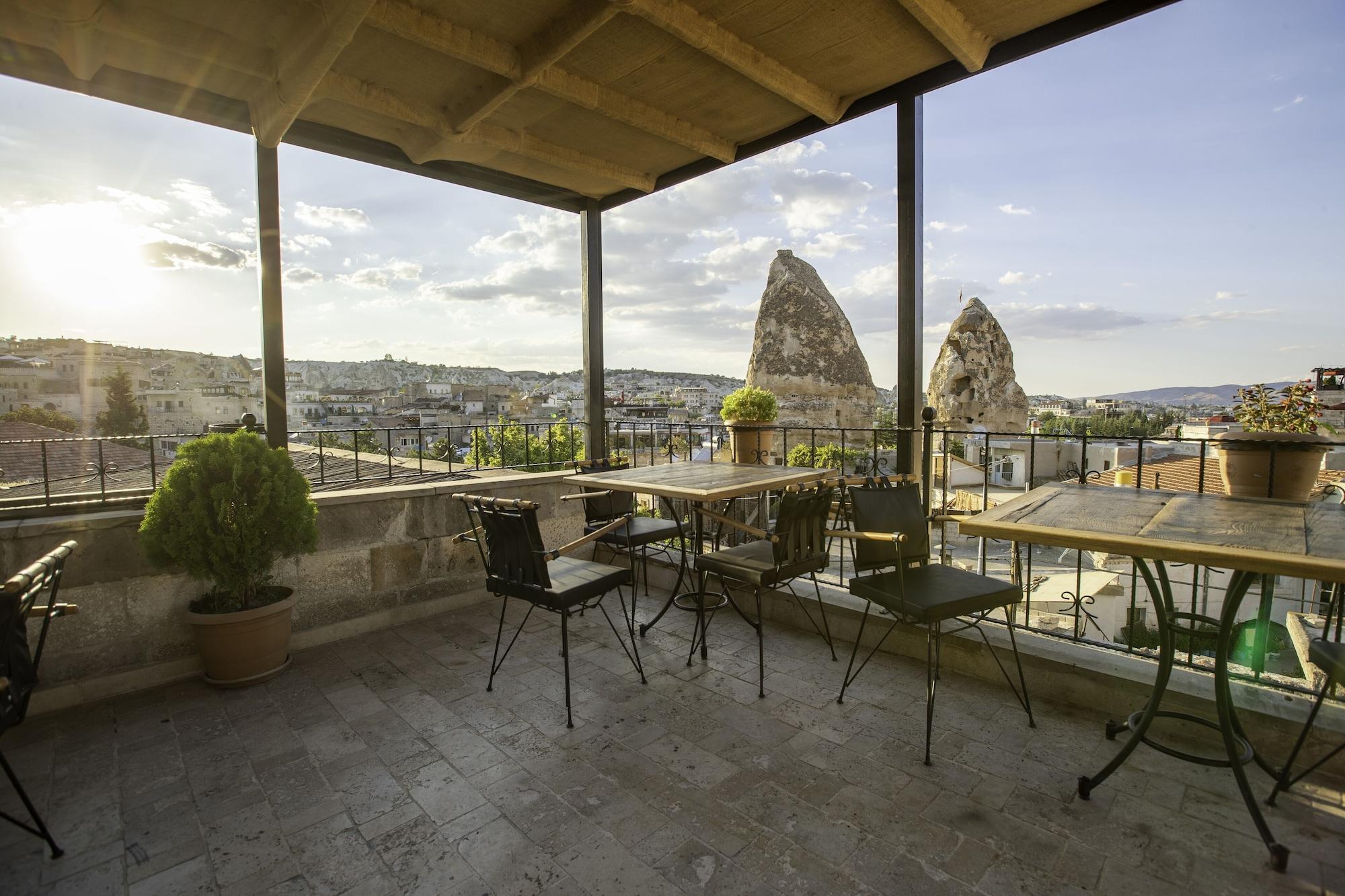 Restaurant Adora Cave Suites