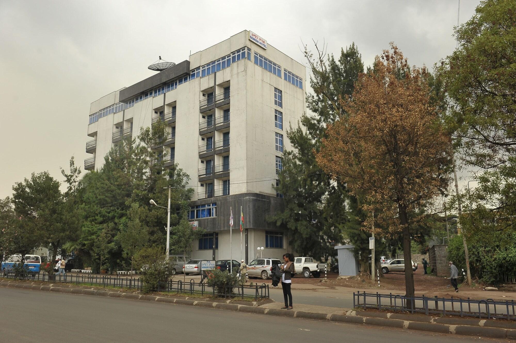 Vista Exterior Semein Hotel