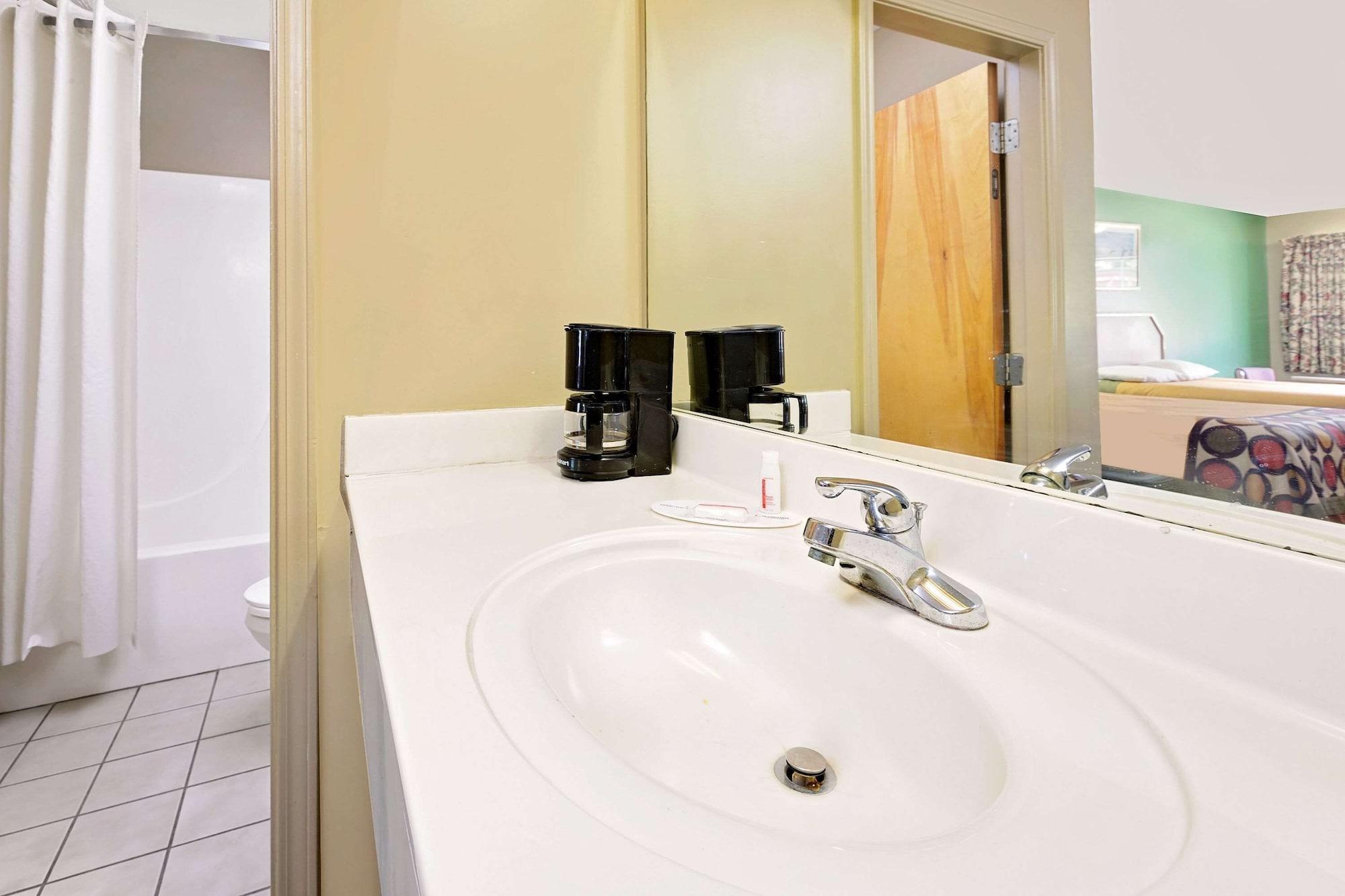 Equipamiento de Habitación Super 8 by Wyndham Kosciusko