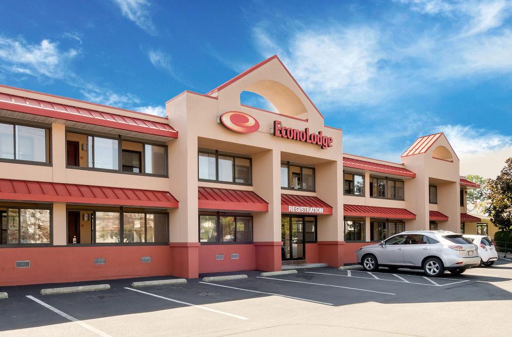 Varios Econo Lodge Malden