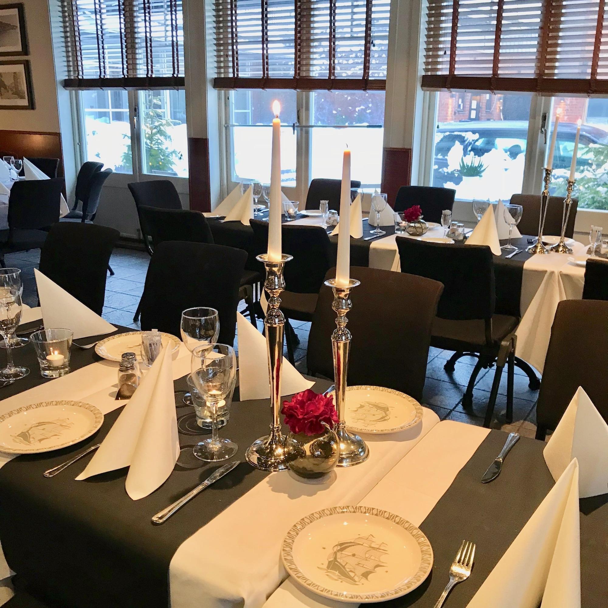 Bar/Salón Reenskaug Hotel