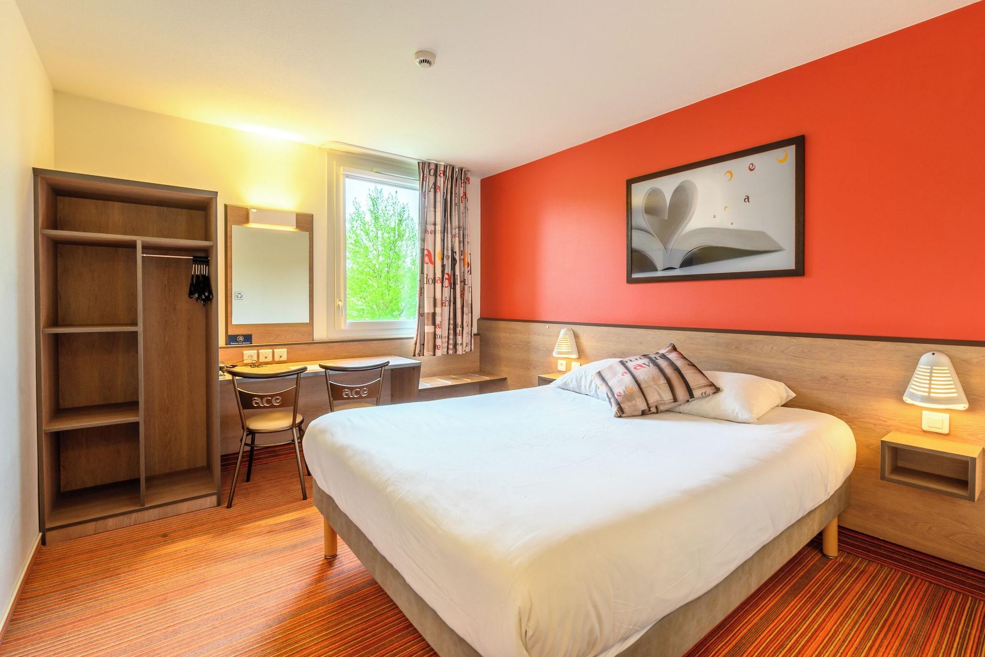 Varios ACE Hotel Arras-Beaurains