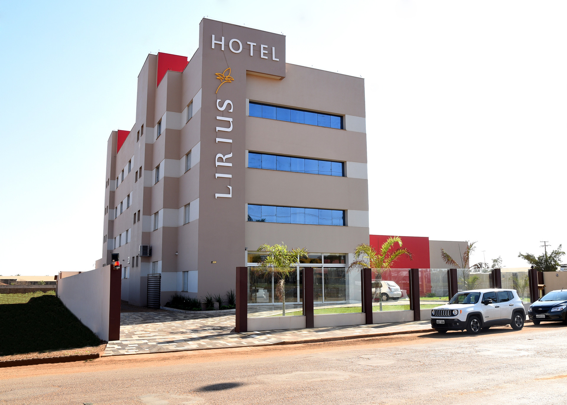 Vista Exterior Lirius Palace Hotel