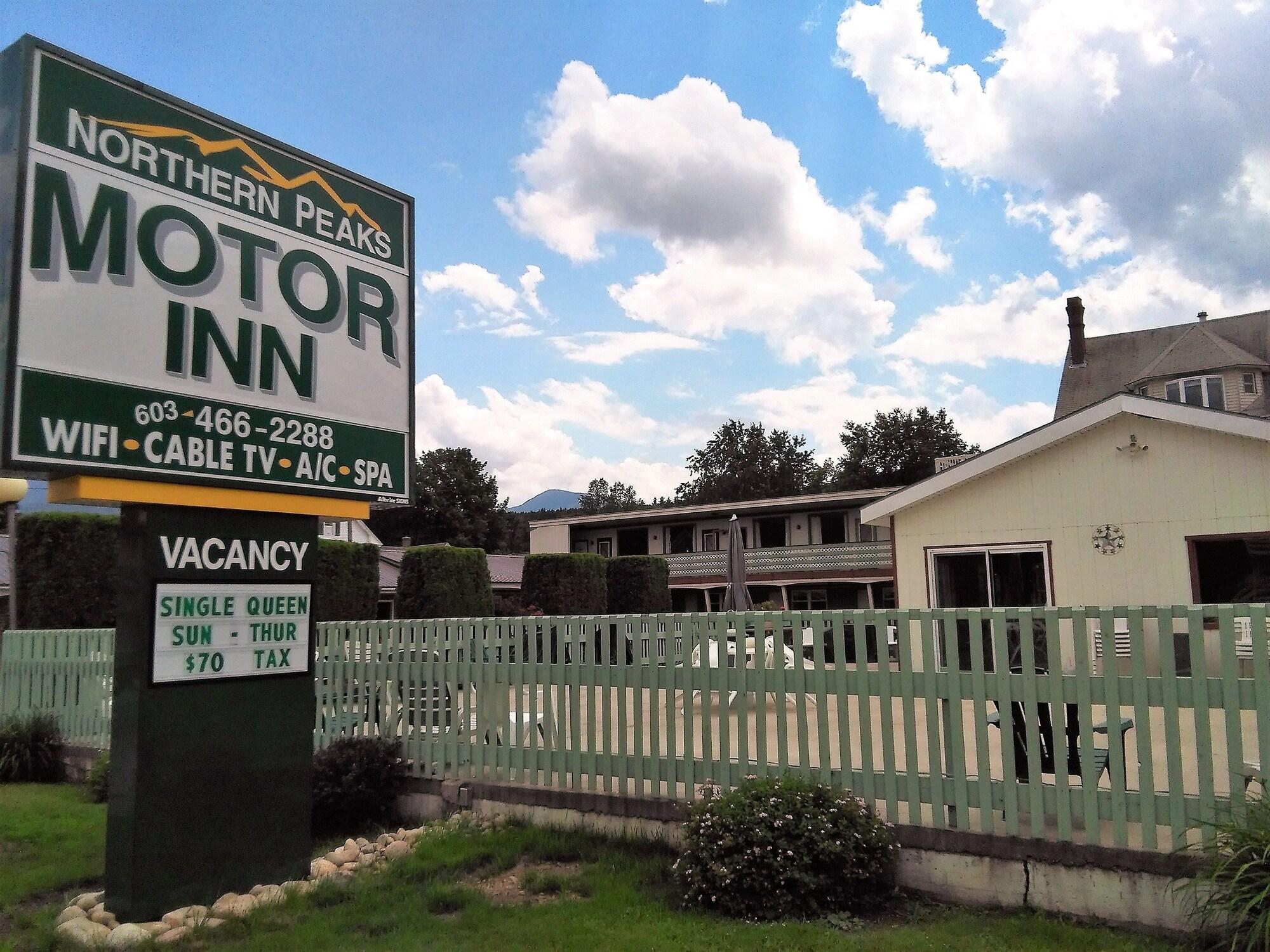 Vista Exterior Northern Peaks Motor Inn