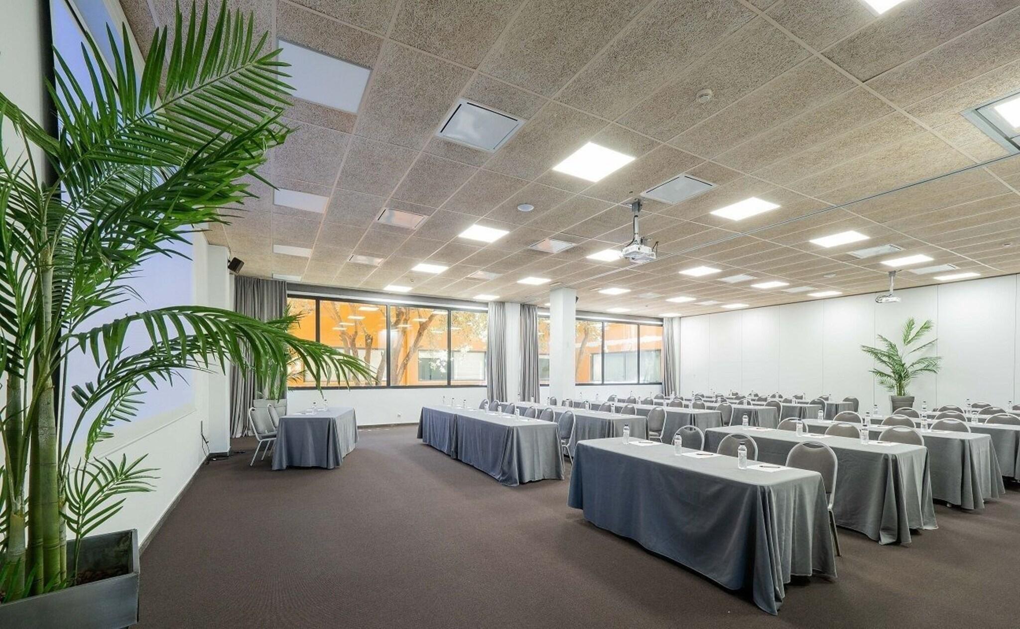 Vista Lobby Montanya Hotel & Lodge