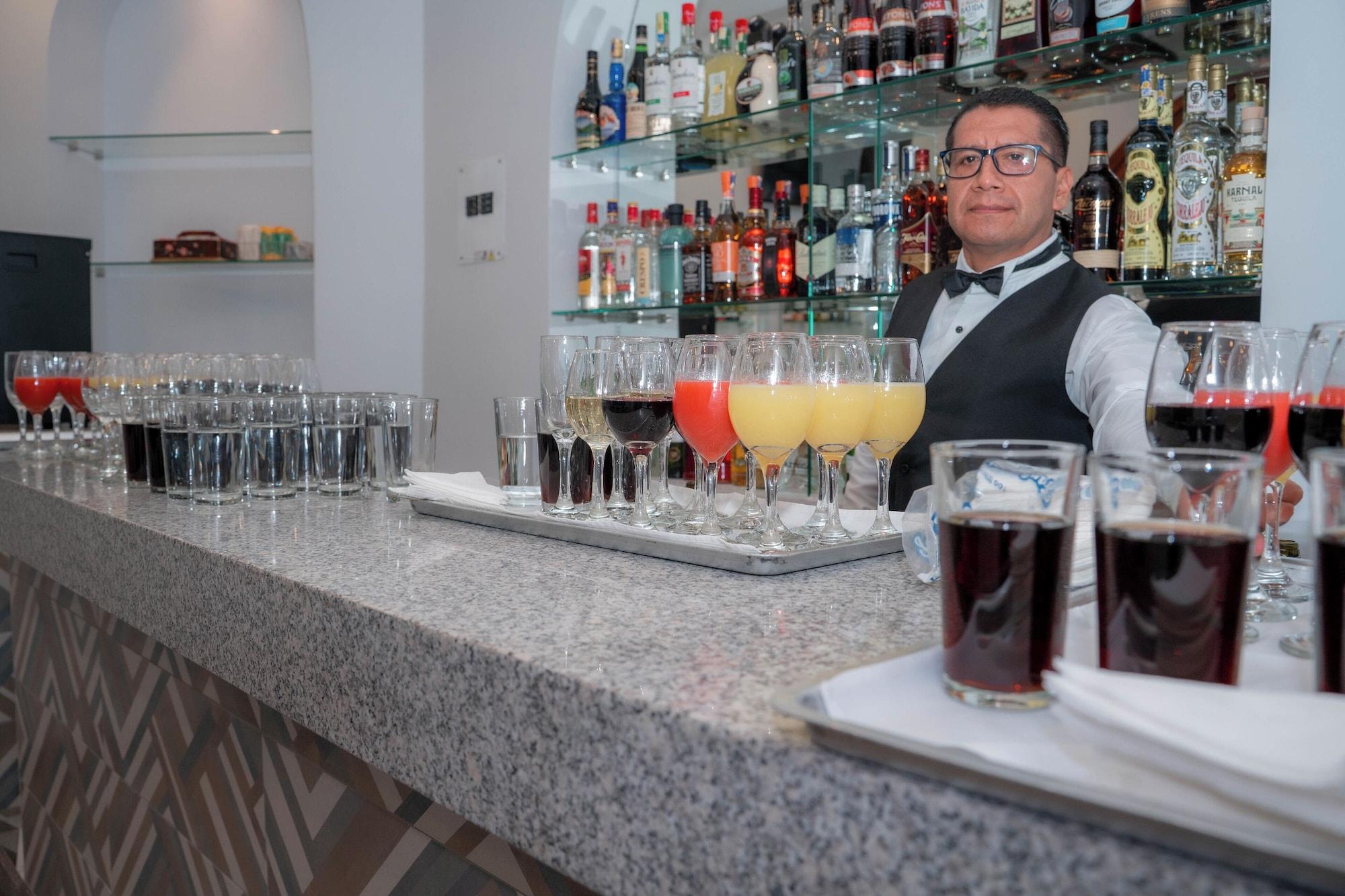 Bar/Salón Circasiana Palace Hotel Boutique