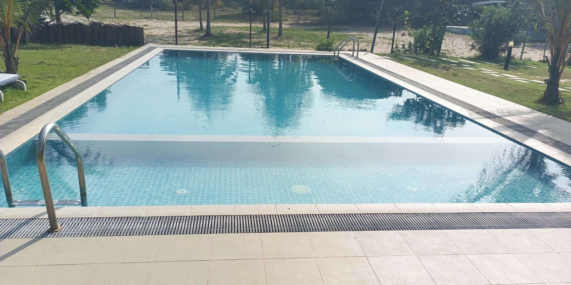 Varios Nikara Beach Villas ArugamBay