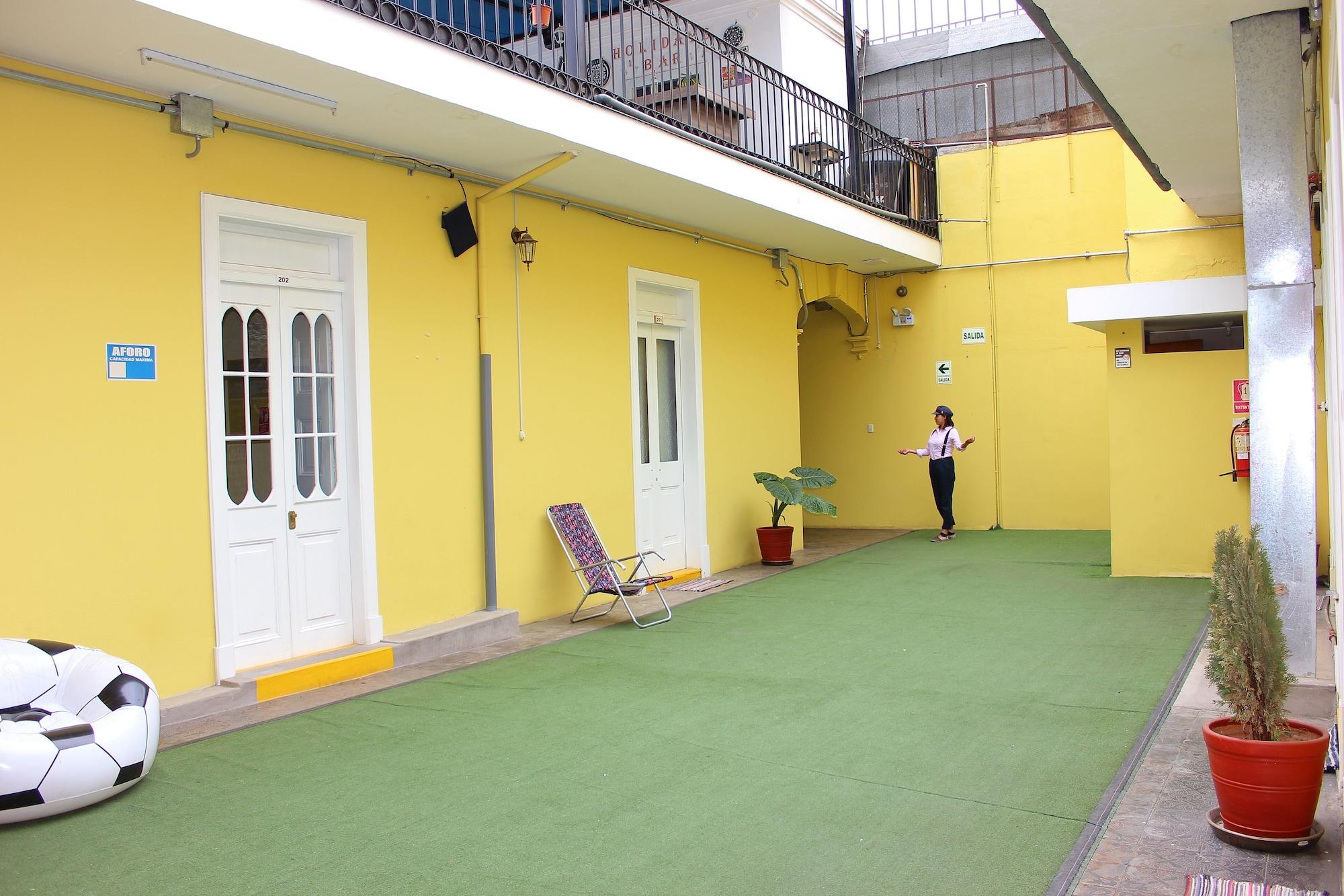 Vista Exterior Holidays Hostel Arequipa