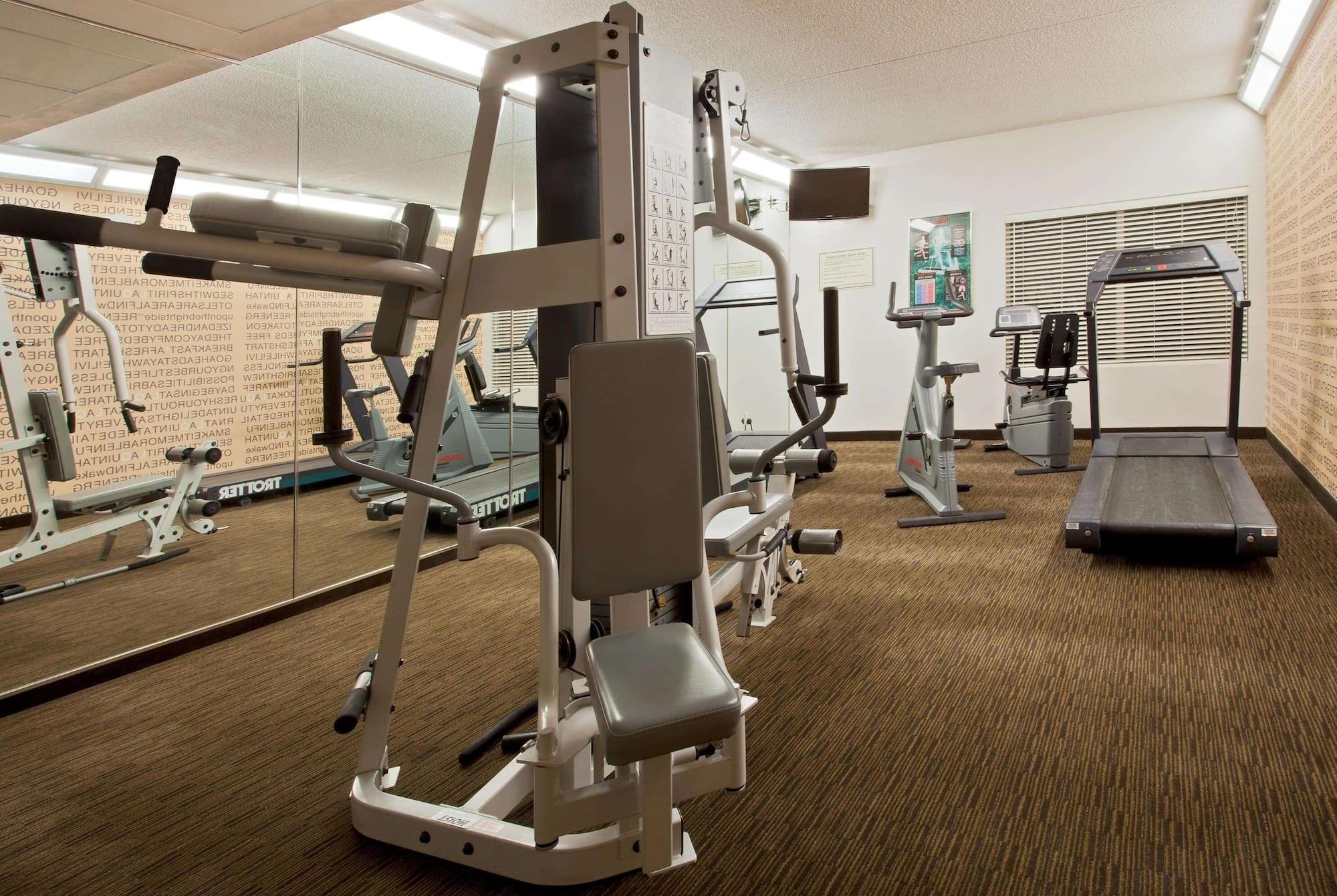 Gimnasio La Quinta Inn & Suites by Wyndham USF (Near Busch Gardens)