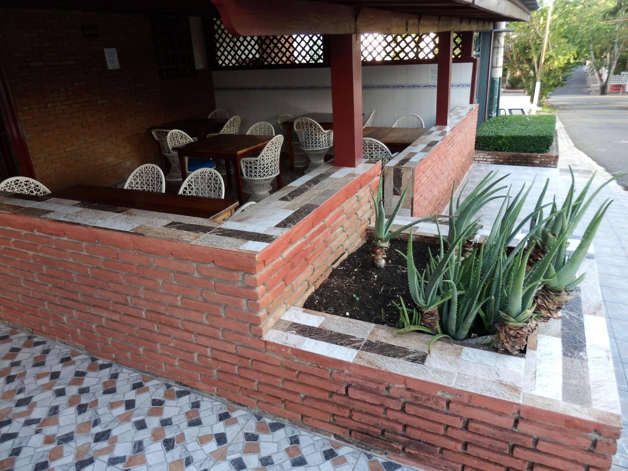 Restaurant Hotel Garant & Suites